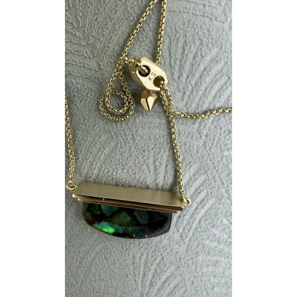 NWOT Kendra Scott Dean Necklace in Abalone Shell $ 65.00